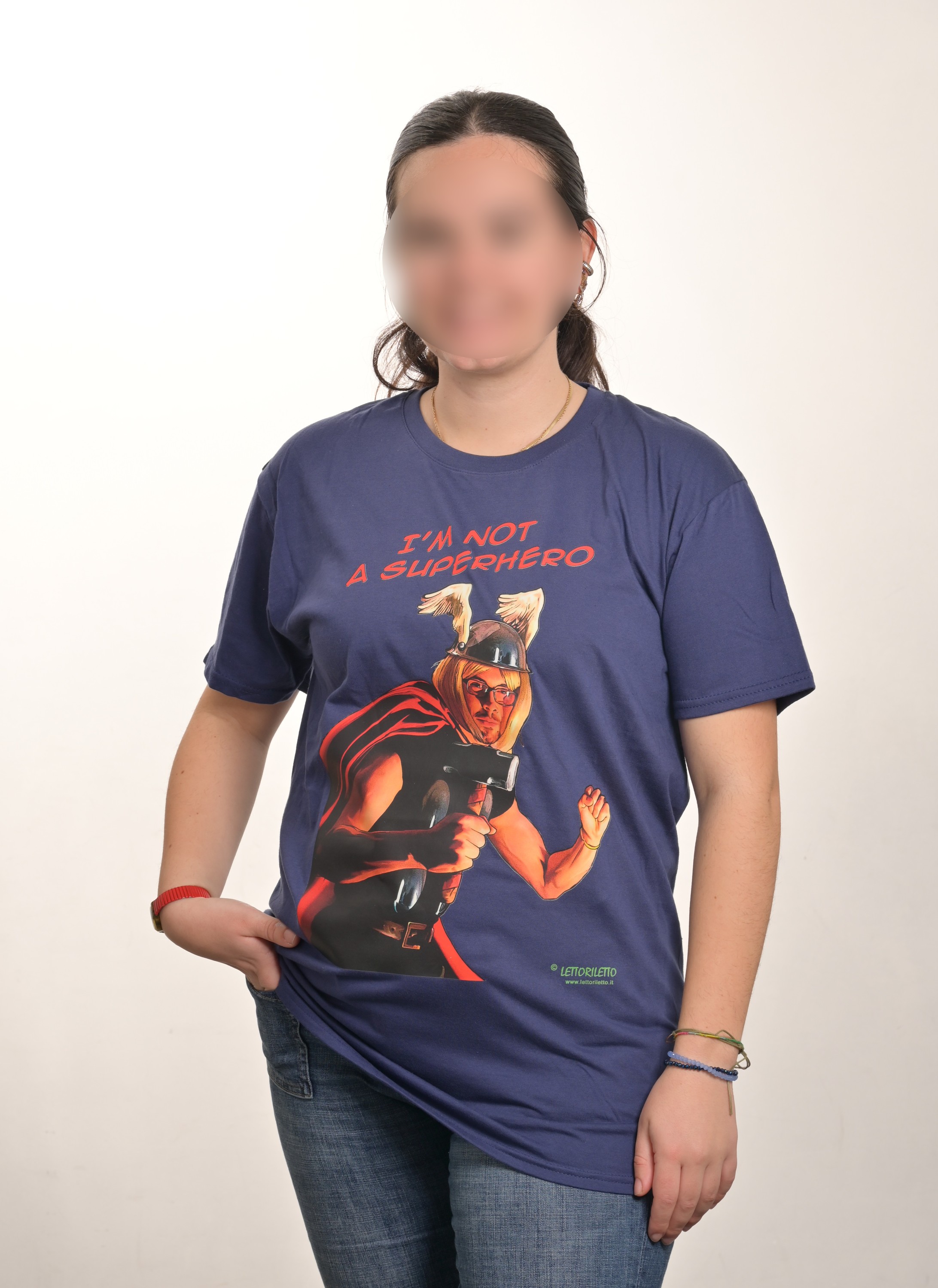 Maglietta T-shirt manica corta I'M NOT A SUPERHERO - Non sono Thor - Imagen 3 de 6
